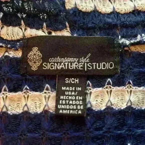 Signature Studio Women's Navy/White Sweater/Cardigan Size Small - Picture 8 of 8